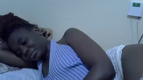 creamyypussyy online show from January 17, 2026, 12:37 am