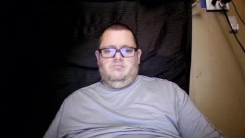 The hopeless romantic online show from February 8, 2025, 8:42 pm