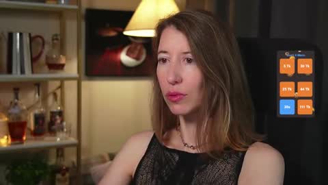 Quinn de la Creme online show from November 11, 2025, 6:41 pm