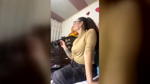 crespavale online show from March 19, 2026, 5:28 pm