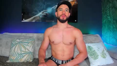 CRHISTIAN online show from March 11, 2025, 6:41 pm