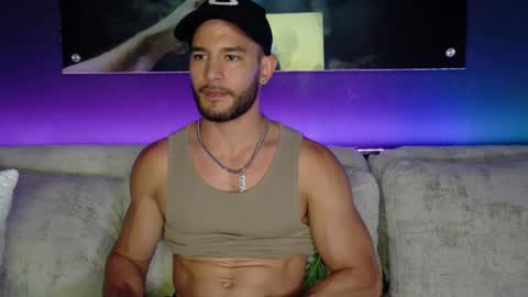 CRHISTIAN online show from September 9, 2025, 11:04 pm