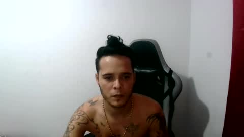 Snapshot of criatian_grey chatting on August 2, 2026, 2:43 am criatian_grey online show from August 2, 2026, 2:43 am