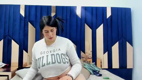 Snapshot of criistaal__ chatting on March 8, 2025, 8:33 am Criistaal   online show from March 8, 2025, 8:33 am