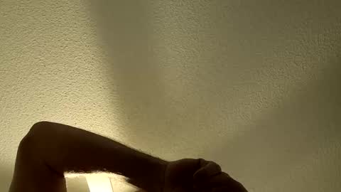 Snapshot of crippy4x4420 chatting on February 21, 2025, 10:59 pm W online show from February 21, 2025, 10:59 pm