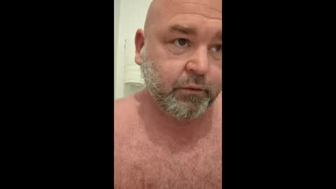 W online show from April 15, 2026, 11:39 am