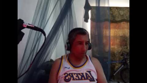 Celvaryen online show from April 26, 2026, 5:10 pm