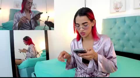 cris_dulce online show from November 15, 2025, 6:26 pm