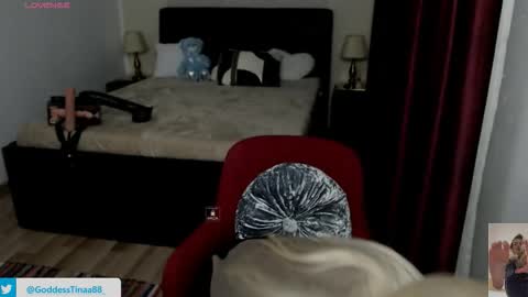 cris_tinne online show from January 13, 2026, 4:23 pm