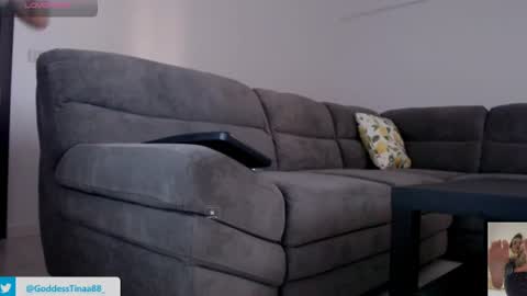 Snapshot of cris_tinne chatting on June 18, 2026, 6:46 am cris_tinne online show from June 18, 2026, 6:46 am