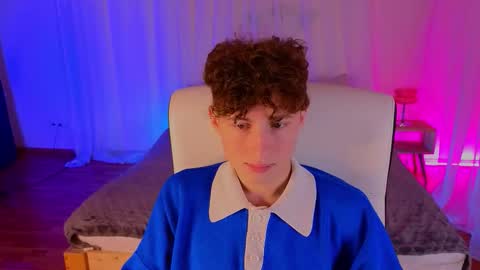 Chris online show from November 9, 2025, 4:27 pm