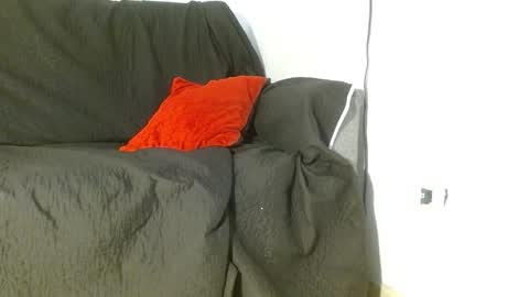 Snapshot of criss_zuri chatting on January 13, 2026, 12:54 pm criss_zuri online show from January 13, 2026, 12:54 pm