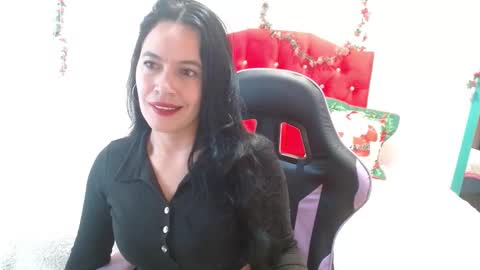 Snapshot of cristal1609 chatting on November 27, 2025, 12:51 pm cristal1609 online show from November 27, 2025, 12:51 pm