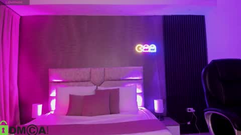 cristal__adams online show from September 28, 2025, 12:21 pm
