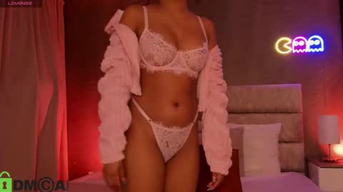 cristal__adams online show from February 19, 2026, 12:01 pm