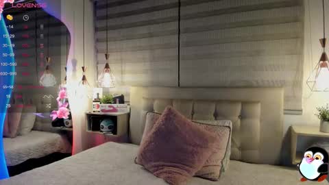 Cristal online show from February 13, 2026, 4:30 am