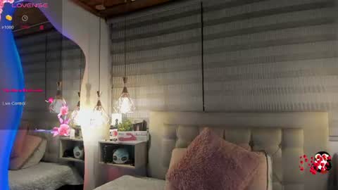 Cristal online show from July 5, 2026, 4:19 am