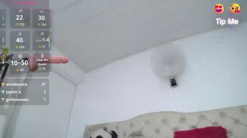 Snapshot of cristal_horny19 chatting on May 15, 2026, 1:56 am Milena online show from May 15, 2026, 1:56 am