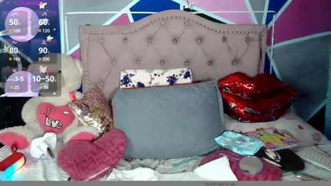 Snapshot of cristal_hot199037 chatting on February 11, 2025, 12:27 pm Cristal online show from February 11, 2025, 12:27 pm