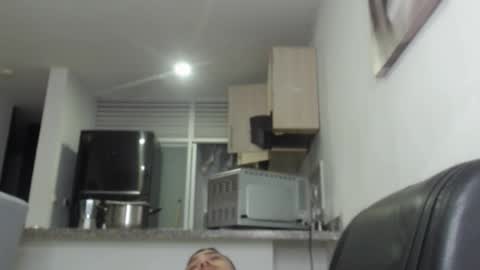 cristal beautiful online show from March 26, 2026, 10:21 am