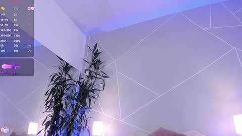 Snapshot of cristal_princess_ chatting on January 24, 2025, 8:13 am Cristal online show from January 24, 2025, 8:13 am