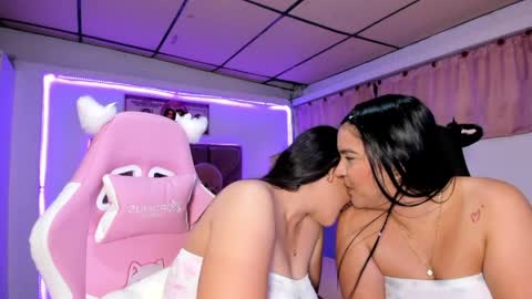 cristal_smith20 online show from March 26, 2026, 10:26 pm