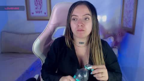 Cristal online show from December 16, 2024, 3:30 am