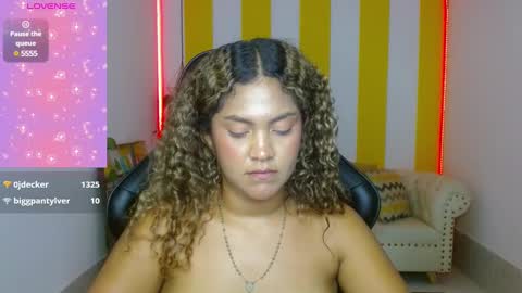 Cristal online show from December 16, 2024, 2:47 am