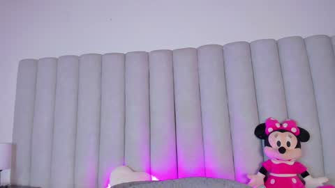 Nicole  Connection time 220pm-910pmCol online show from February 7, 2025, 11:24 pm