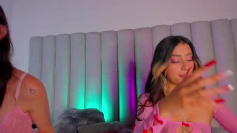 Nicole  Connection time 220pm-910pmCol online show from February 25, 2025, 7:47 pm