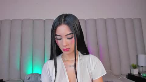 Nicole  Connection time 220pm-910pmCol online show from February 26, 2025, 7:38 pm