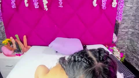 Cristal online show from October 31, 2025, 3:07 am