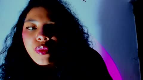 cristal online show from March 27, 2026, 3:34 am