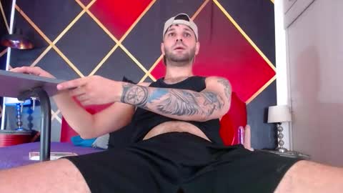 cristian hot9 online show from September 13, 2025, 5:46 pm