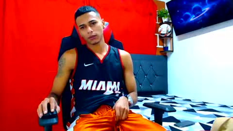 cristian online show from July 21, 2026, 2:19 pm