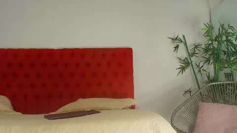 Snapshot of cristina_aznar chatting on July 13, 2026, 7:05 pm Cris online show from July 13, 2026, 7:05 pm