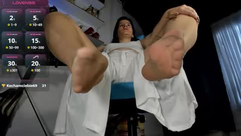 Julieta online show from November 5, 2025, 9:59 pm