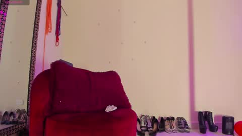 Snapshot of cristinsmith chatting on March 8, 2025, 6:47 pm Cristin online show from March 8, 2025, 6:47 pm