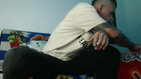 criistofer online show from December 4, 2024, 12:41 am