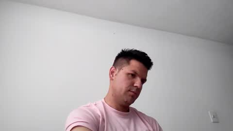 Snapshot of cristopher3042 chatting on February 5, 2025, 4:14 pm cristopher3042 online show from February 5, 2025, 4:14 pm