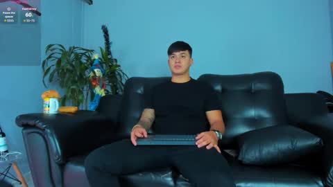 Cristopher online show from October 26, 2025, 11:16 am