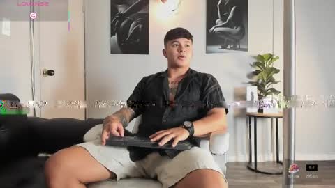 Cristopher online show from April 18, 2026, 1:15 pm