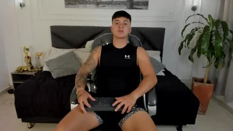 Cristopher online show from May 13, 2026, 11:18 am