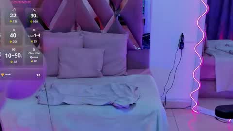 cristy_tay online show from April 23, 2026, 12:29 pm