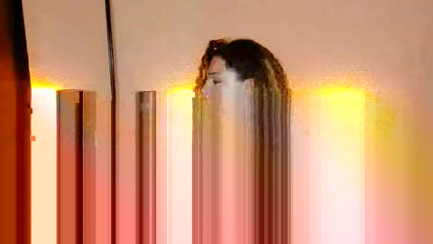 CristyFly online show from January 7, 2026, 6:32 pm