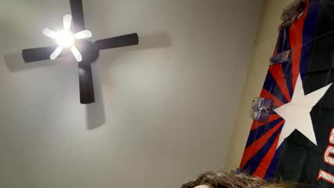 Snapshot of critterluvsfeet chatting on February 2, 2026, 10:14 am Critter2999LuvsFeet online show from February 2, 2026, 10:14 am