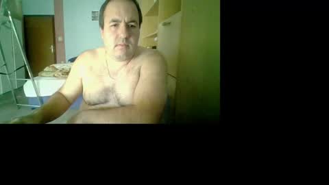 Snapshot of crodick1 chatting on October 27, 2025, 9:57 am smallcookboy online show from October 27, 2025, 9:57 am