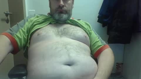 Crouch1 online show from November 4, 2025, 8:35 am