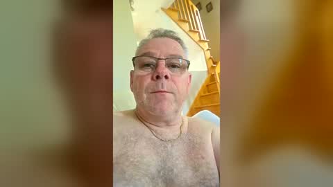 Crowbarbi online show from June 13, 2026, 7:23 pm
