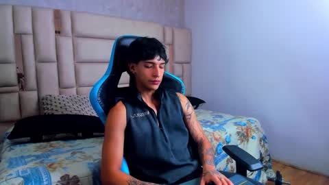 Croy online show from March 17, 2026, 4:32 pm